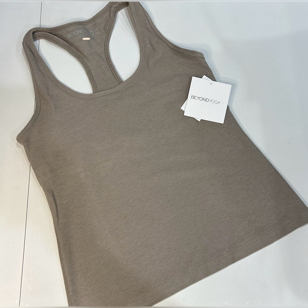 Beyond Yoga Women's 1X Plus Spacedye Step Up Racerback Tank Tan NWT Birch